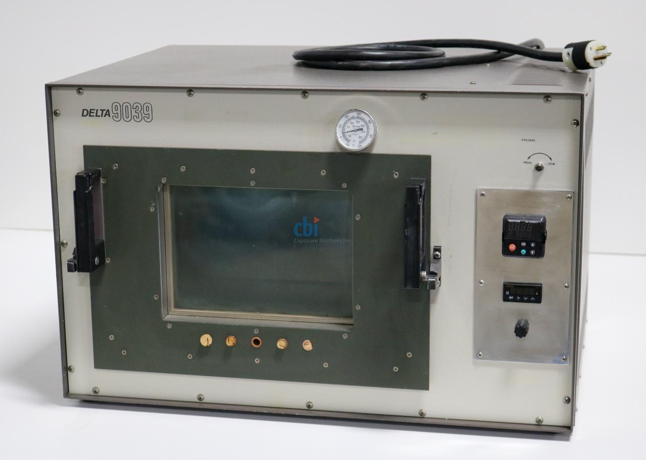 DELTA DESIGN TEMPERATURE CHAMBER 0.92 CU.FT.
