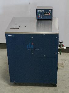 NESLAB RECIRCULATING CHILLER 2000 WATT