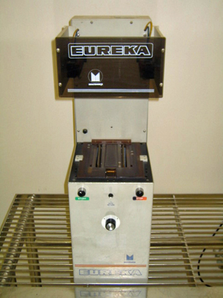 https://www.Labjupiter.com/clientresources/65489/65493/55/82555/76999-a_Eureka_UKA-650_Front-Dyn.jpg