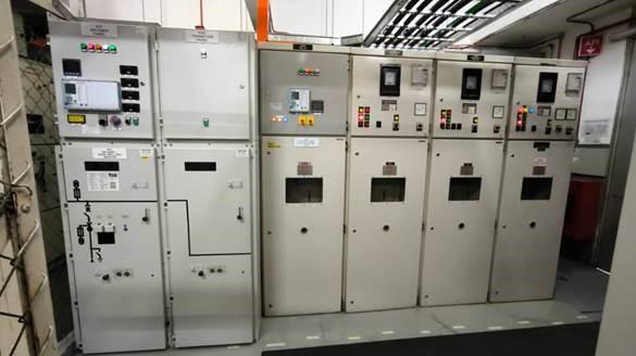 https://www.Labjupiter.com/clientresources/84219/84223/24/83524/255918-a-switchgear-blk3.jpg